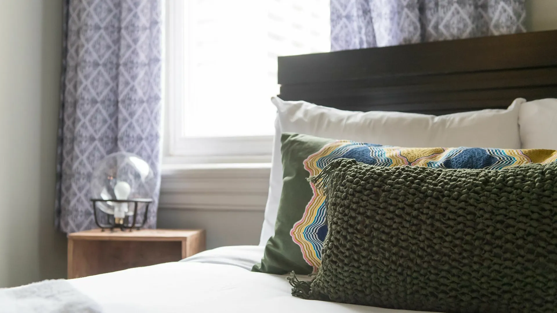Charming 3Br In Queen Street East By Sonder Toronto 0*,  Canada