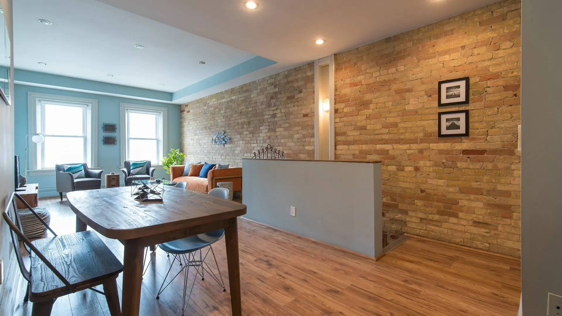 Charming 3Br In Queen Street East By Sonder Toronto
